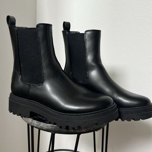 Chelsea boot